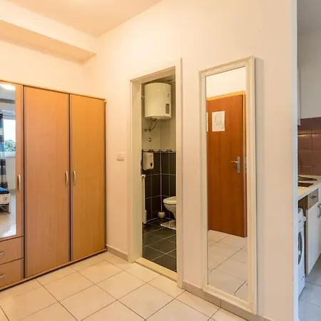 Memories 1 Apartment *